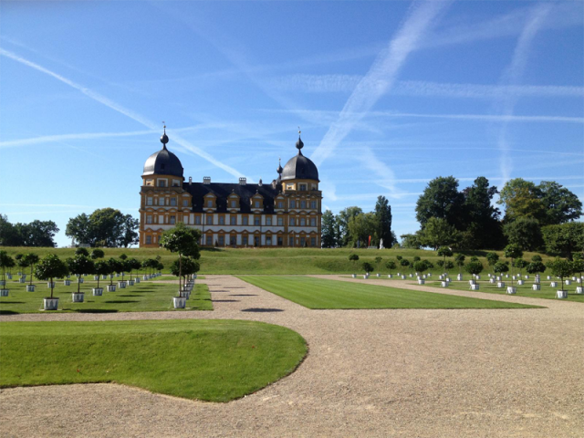 Schloss Seehof 2